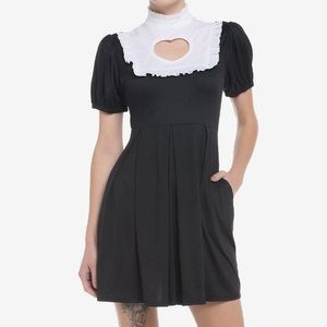 Hot Topic Black Heart Cutout‎ High-Collar Dress Goth Gothic Wednesday Addams